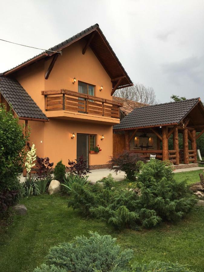 Hotel Casa Tibi Praid Exterior foto